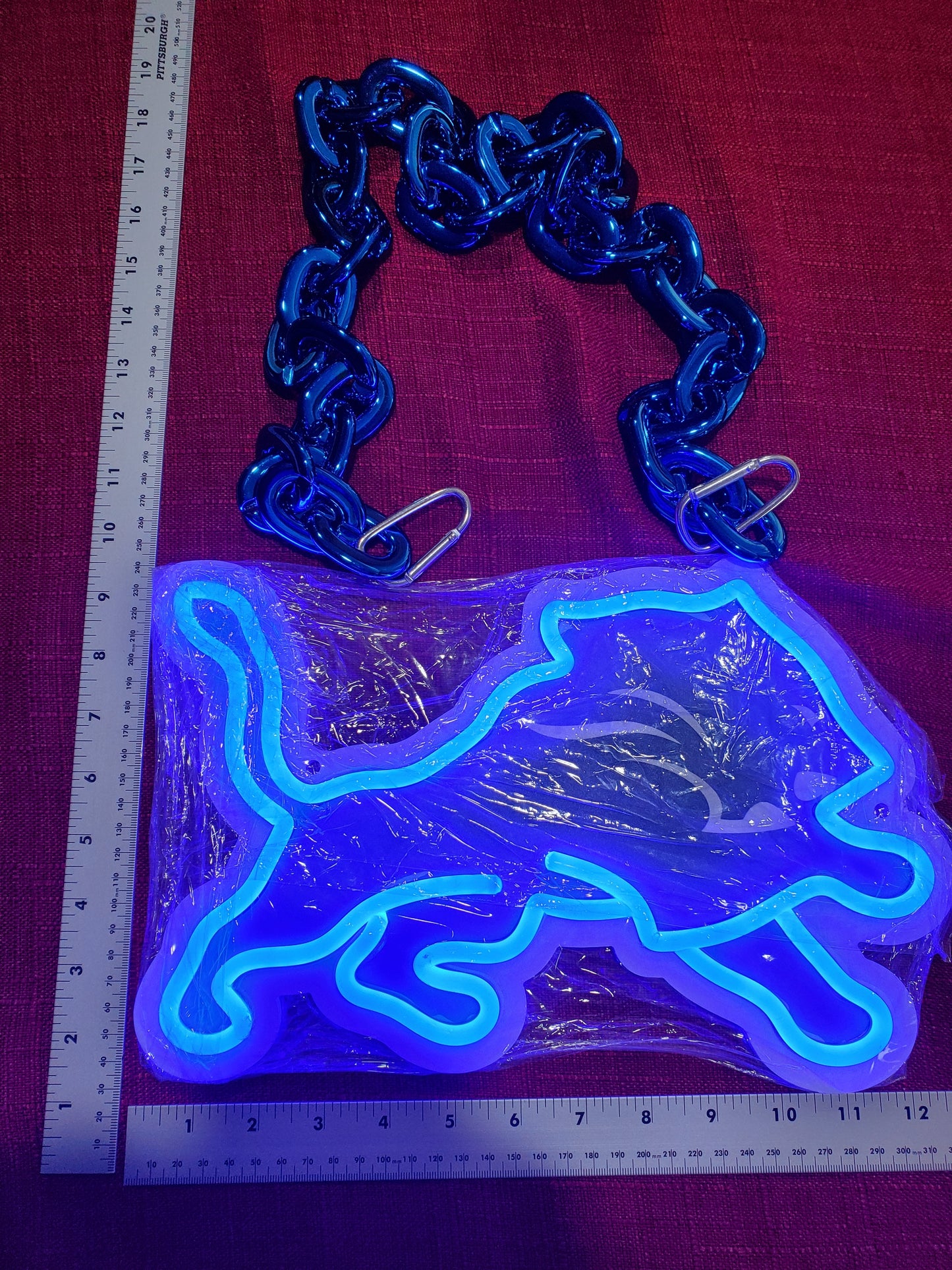 LIONS FAN NEON BLUE CHAIN 12V DUAL POWER WITH REMOTE DIMMER