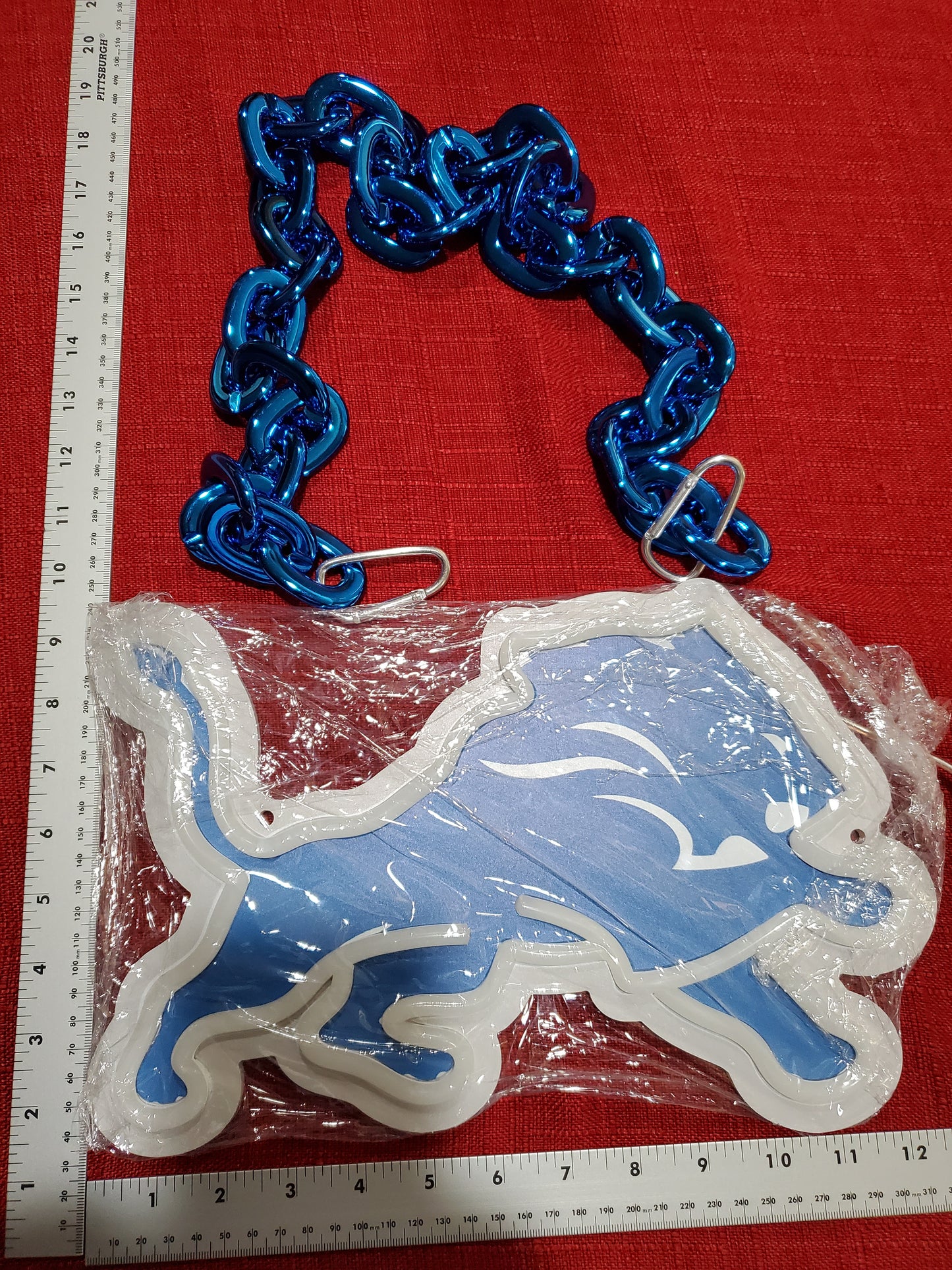 LIONS FAN NEON WHITE CHAIN 12V DUAL POWER WITH REMOTE DIMMER