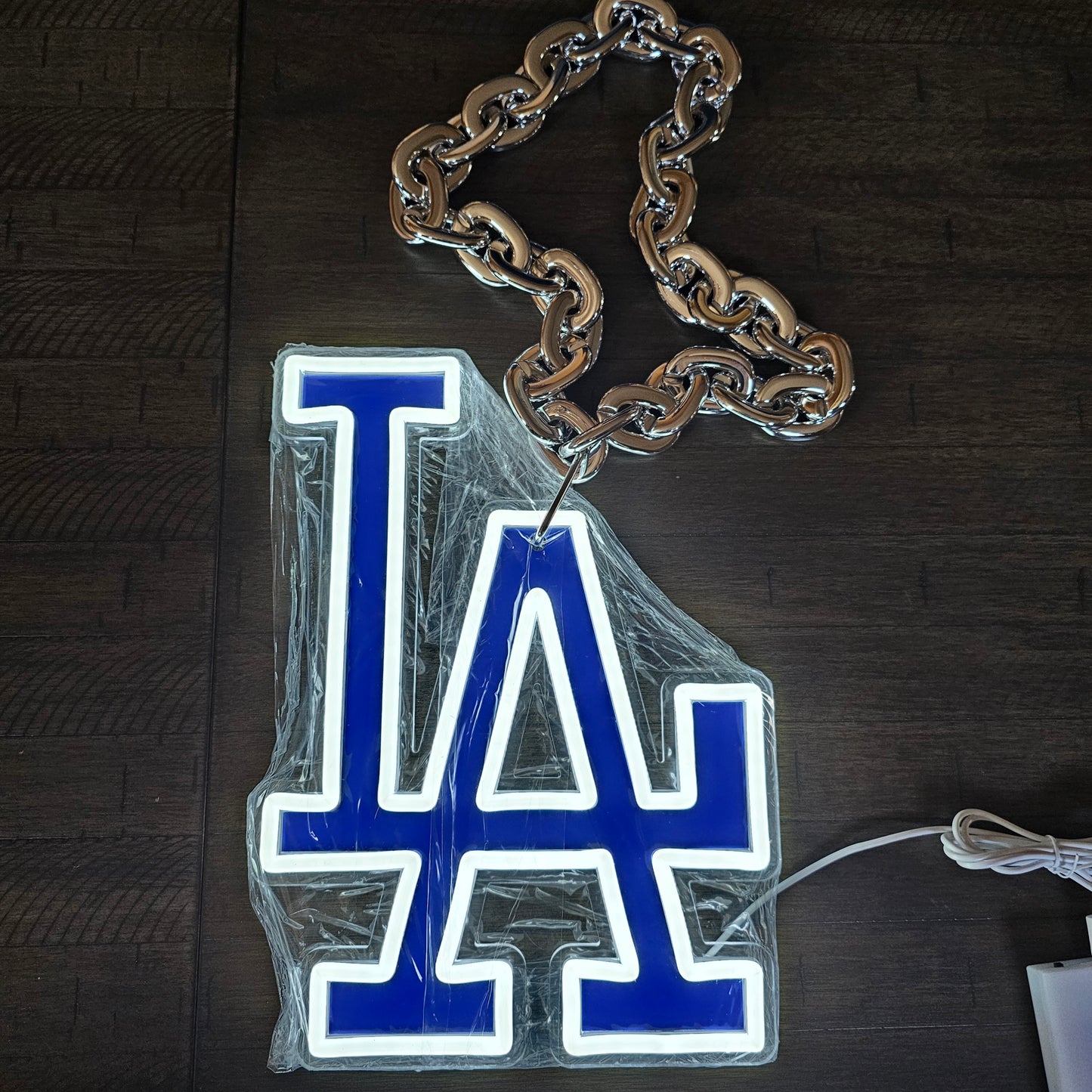 LED Light-Up LA Dodgers chain 5v 14 × 10