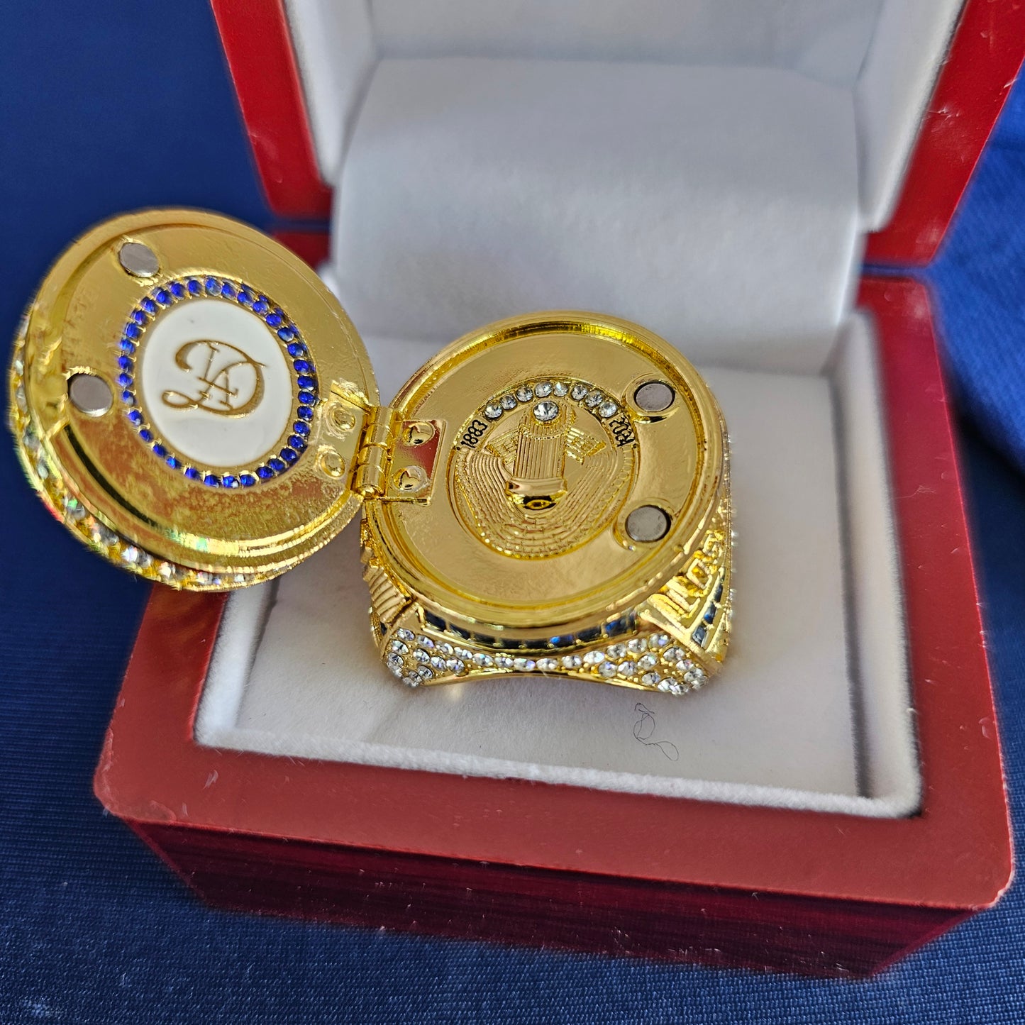 LA 2024 WORLD SERIES RING replica with box