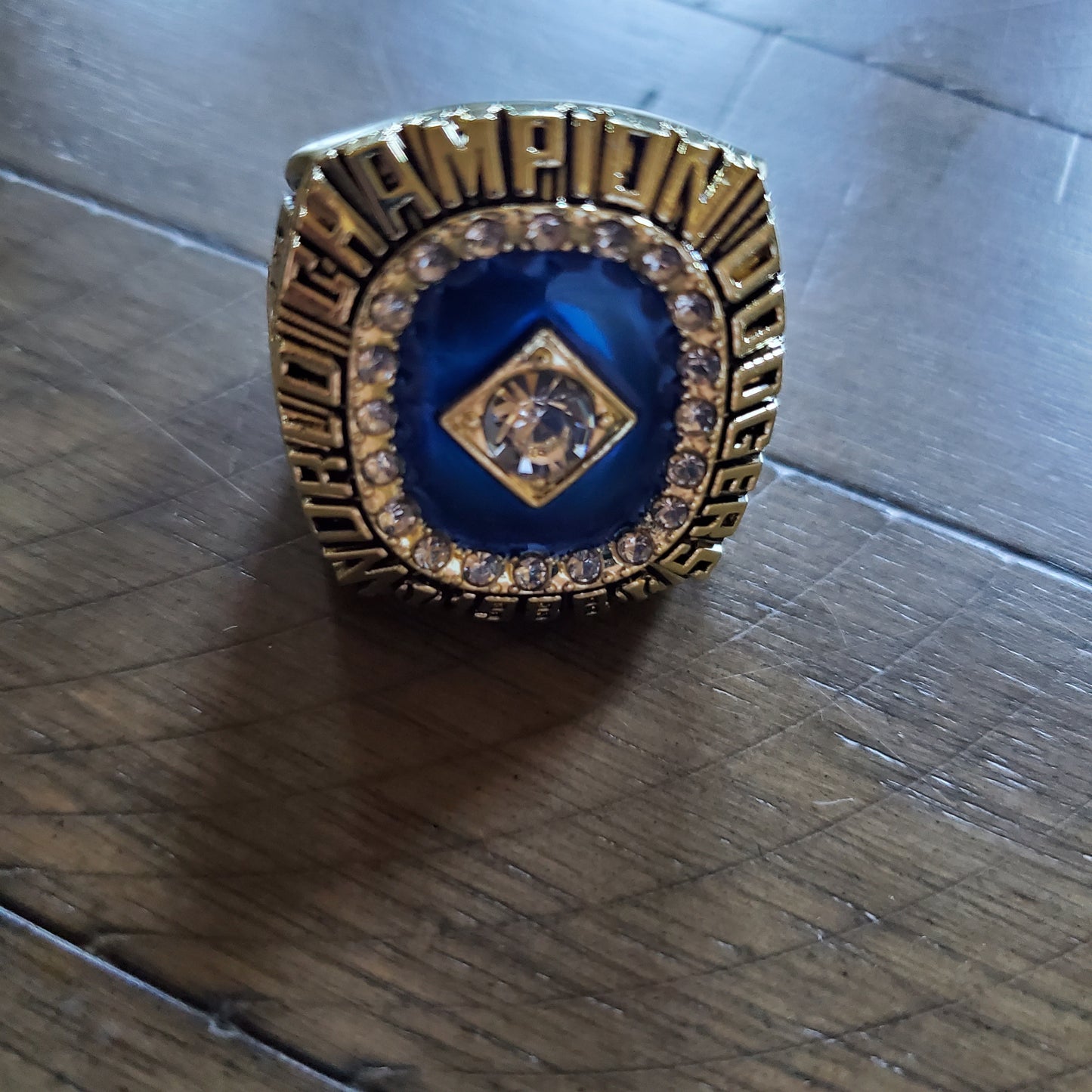 LA WORLD SERIES RING collection size 11 only 55,59,63,65,81,88,20,24 replica