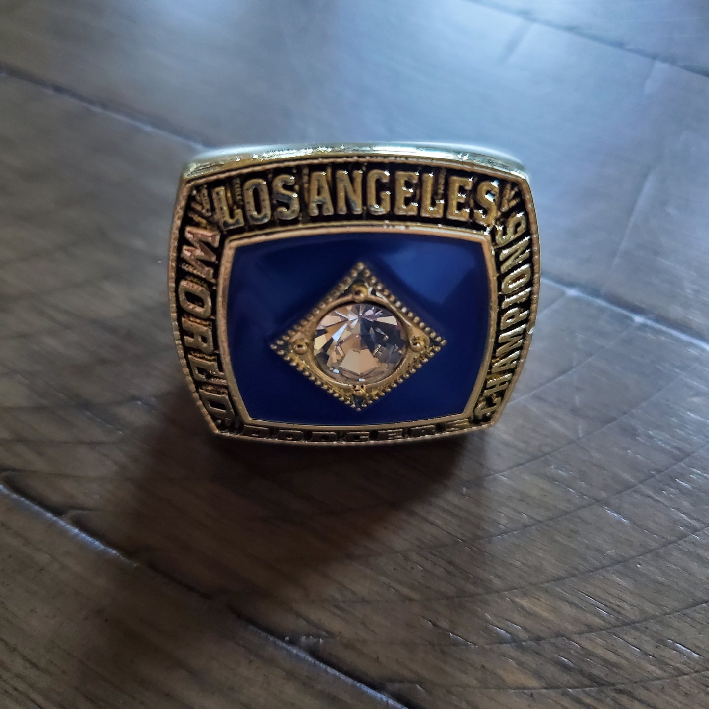LA WORLD SERIES RING collection size 11 only 55,59,63,65,81,88,20,24 replica