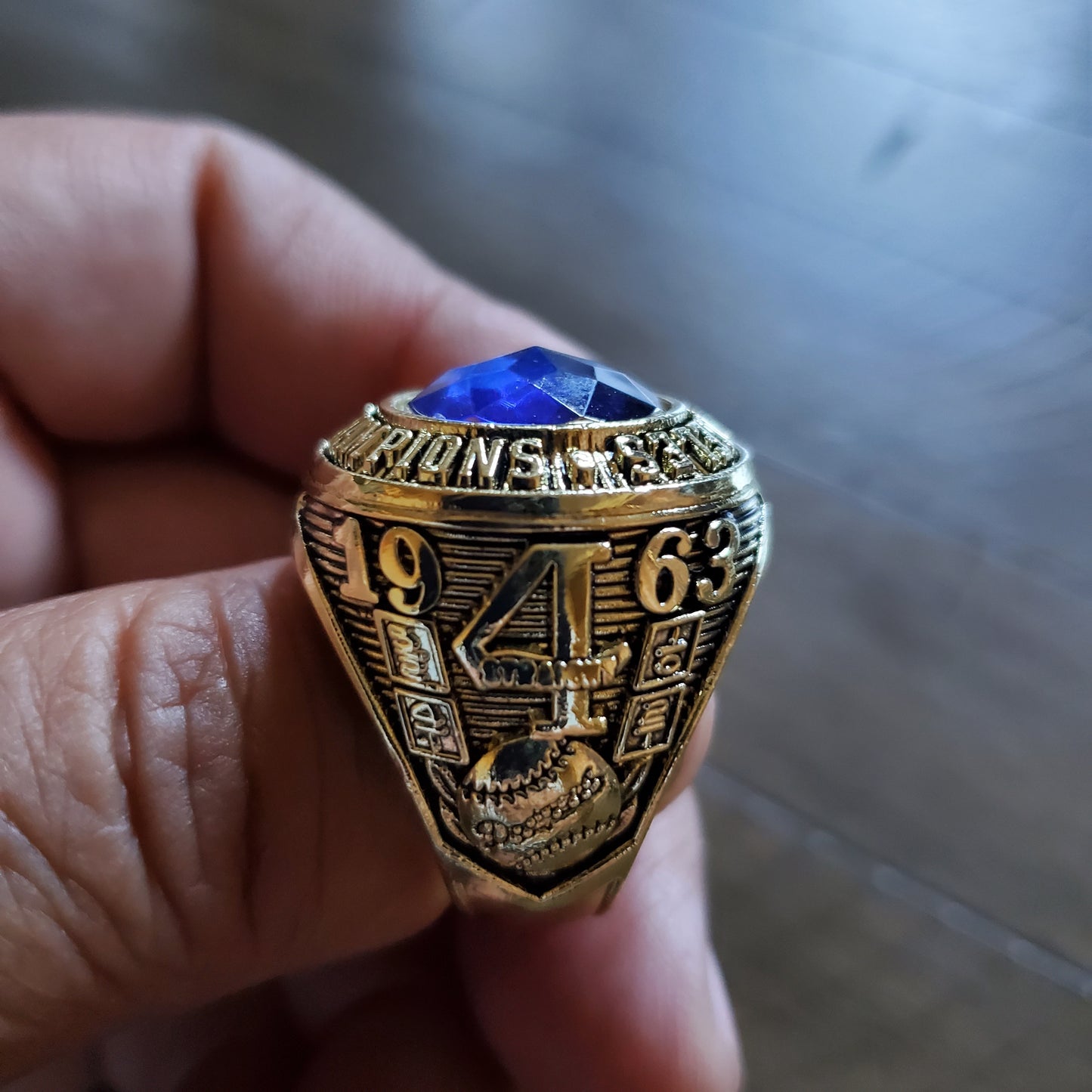 LA WORLD SERIES RING collection size 11 only 55,59,63,65,81,88,20,24 replica