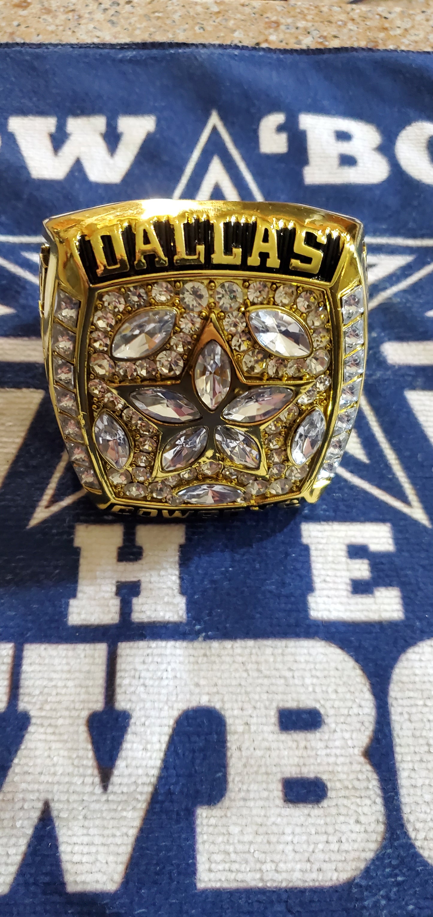 Dallas Super Bowl 71,77,92,93,95 champions Jumbo rings