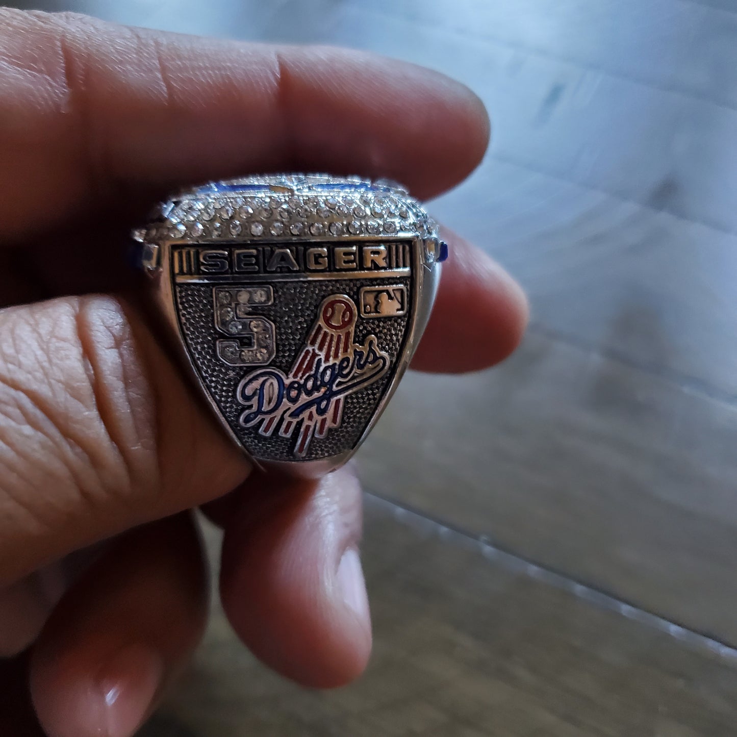 LA WORLD SERIES RING collection size 11 only 55,59,63,65,81,88,20,24 replica