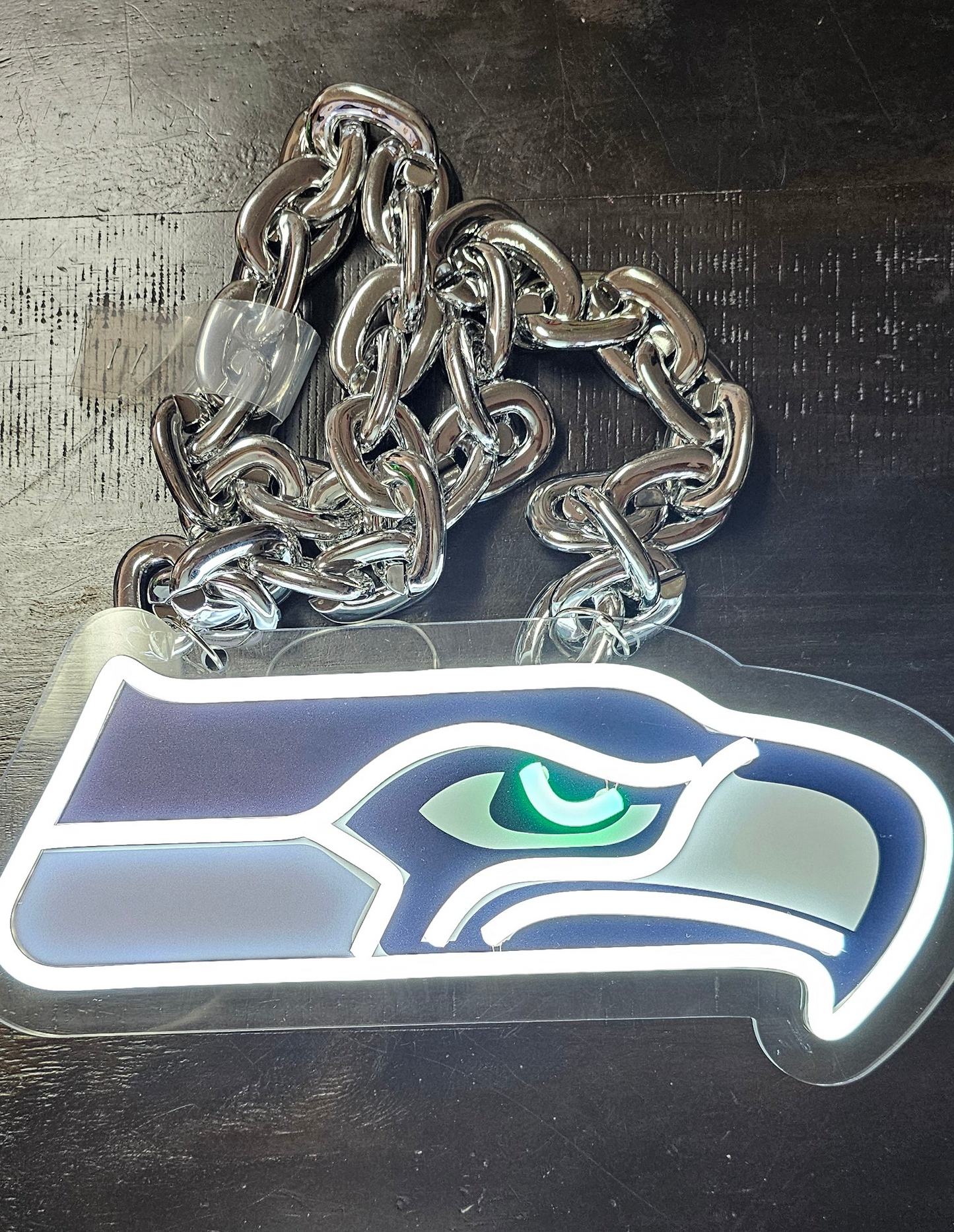 SEAHAWKS FAN CHAINS 5V