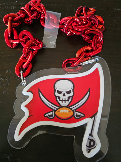 BUCCANEERS FAN CHAIN 12v