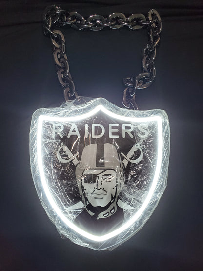 LAS VEGAS RAIDERS LED SHIELD NECKLACE 5v