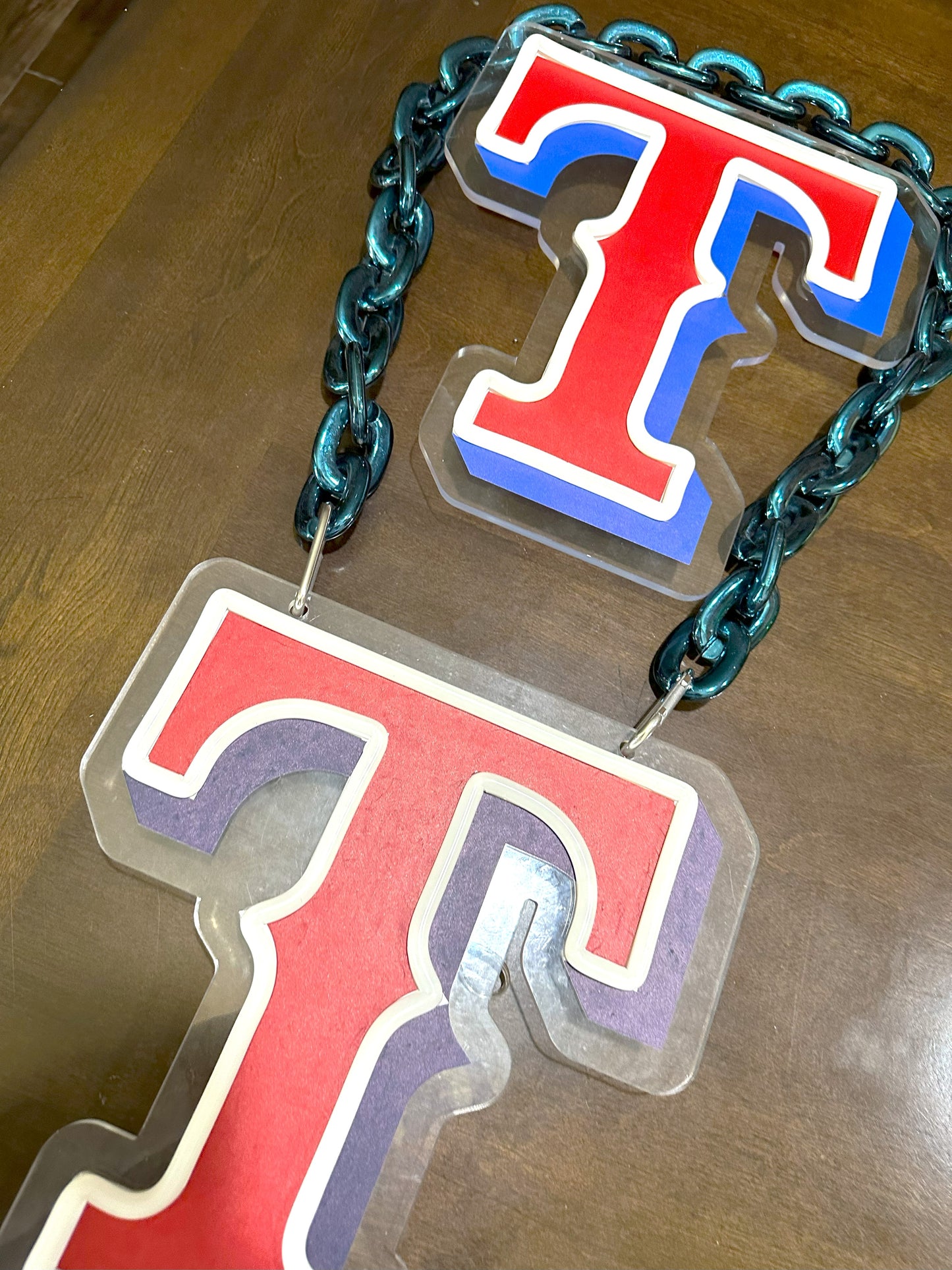 Texas Rangers LED Chain – ElreyMichoacanFanChains