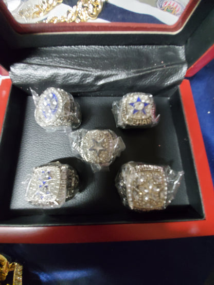 5 time superbowl rings with acrylic diamond being chain and box