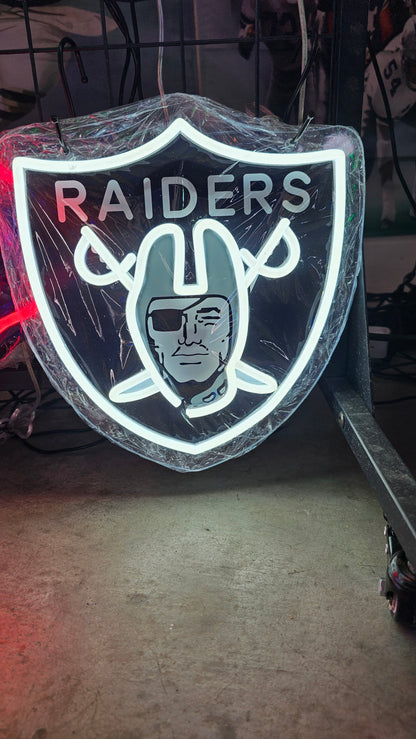 LAS VEGAS RAIDERS LED SHIELD NECKLACE Dual power with Dimmer and flashing and remote!!