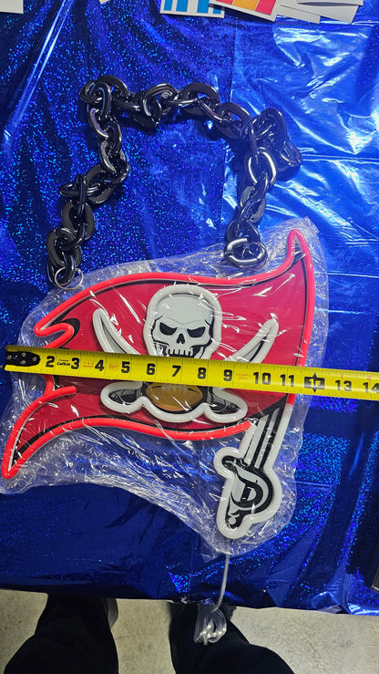 BUCCANEERS FAN Red and white Neon necklace CHAIN 12v