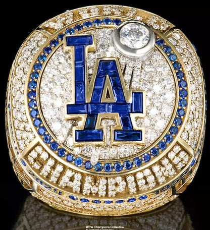 2025 WORLD SERIES RING  replica with box