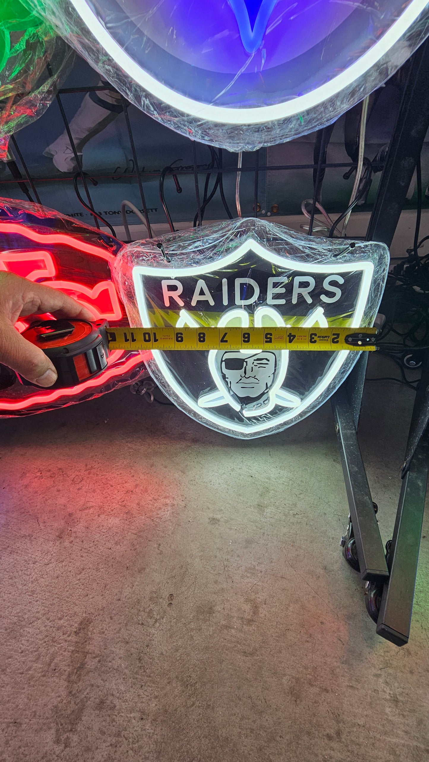 LAS VEGAS RAIDERS LED SHIELD NECKLACE Dual power with Dimmer and flashing and remote!!