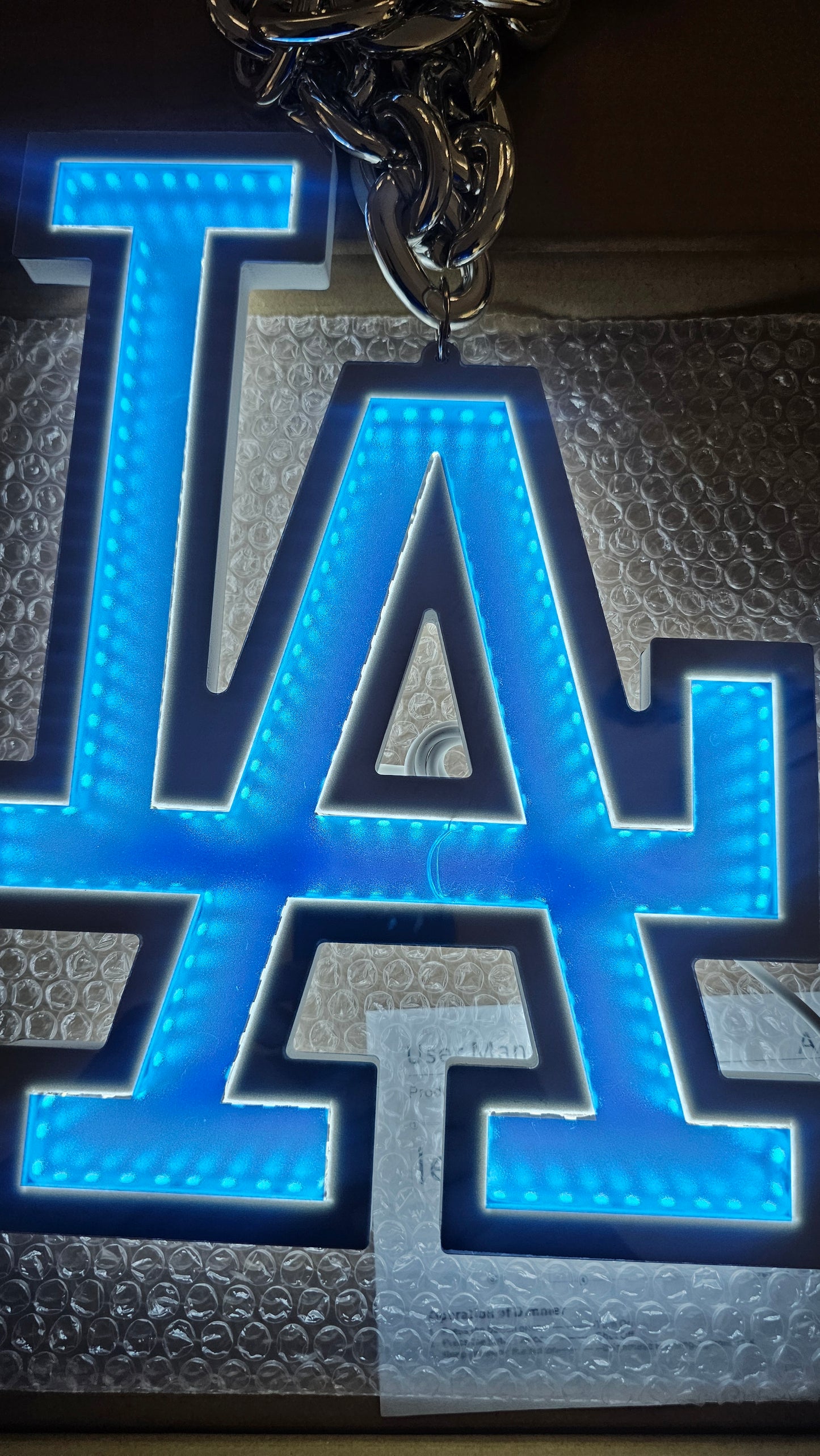Infinity LED LA Dodgers chain 5v 12 x 9 usb 3 AA Battery necklace