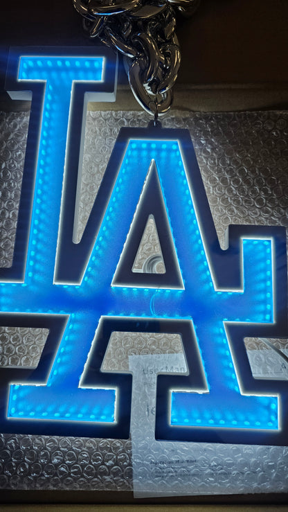 Infinity LED LA Dodgers chain 5v 12 x 9 usb 3 AA Battery necklace