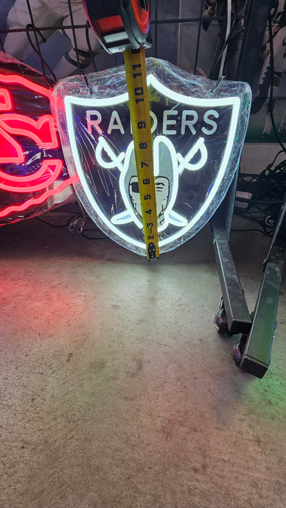 LAS VEGAS RAIDERS LED SHIELD NECKLACE Dual power with Dimmer and flashing and remote!!
